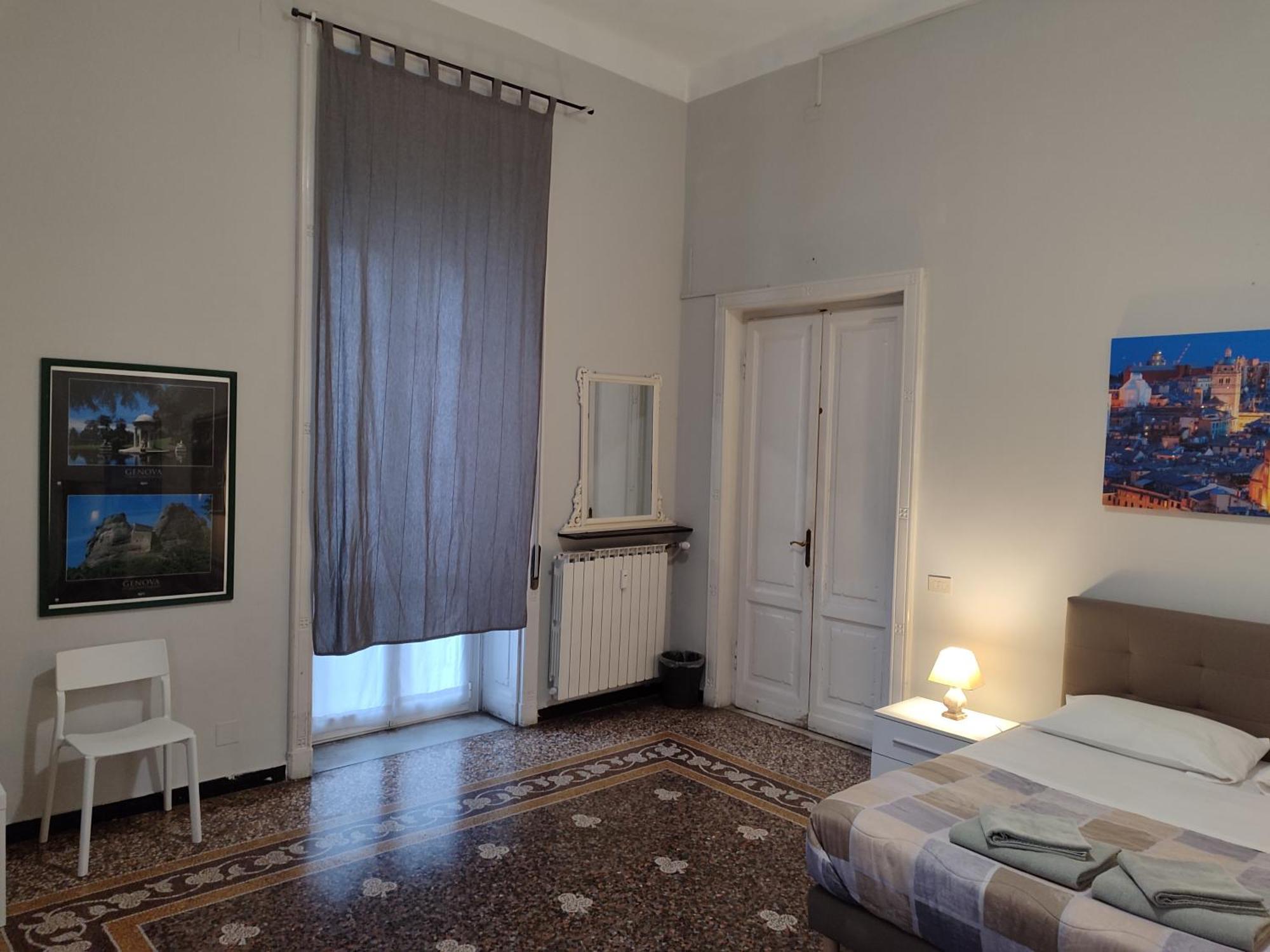 Alambra Hotel 2*